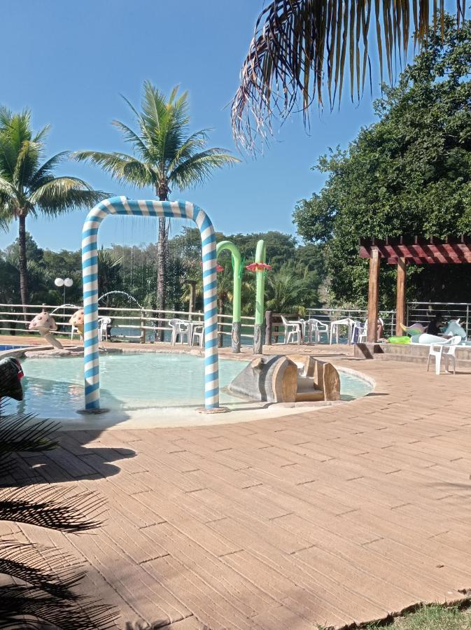 Flat Pontal Do Lago Caldas Novas Exterior photo