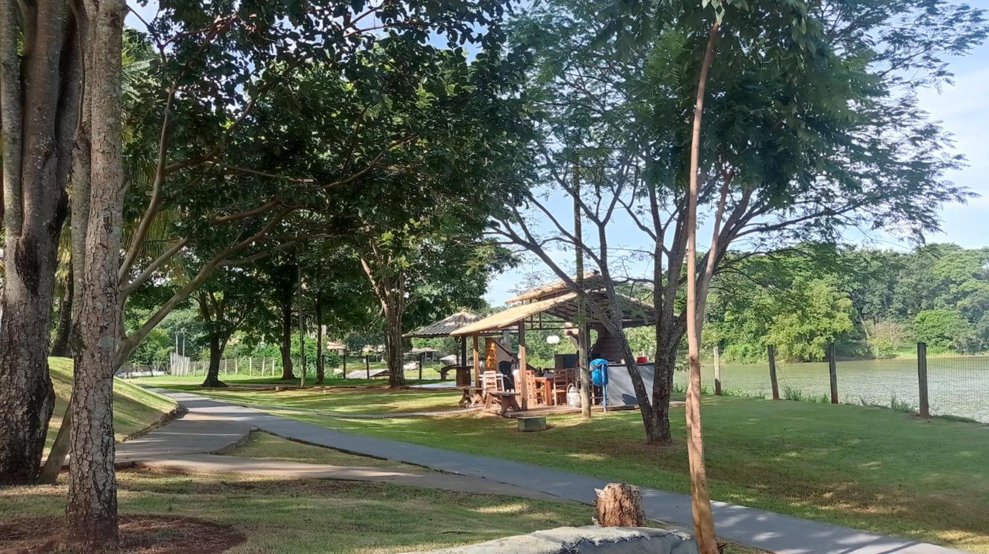 Flat Pontal Do Lago Caldas Novas Exterior photo